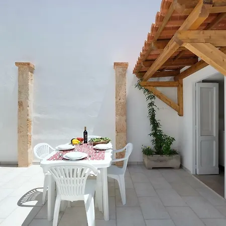 Apartamento Chianna Holiday *